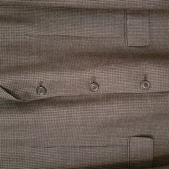 Sport coat made by Haggar. Size is 44L.  Like new condition. Color black gray - Picture 3 of 8